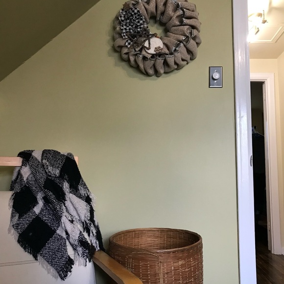 Silver trim burlap ribbon wreath - Picture 3 of 3